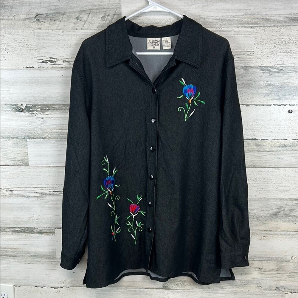 Vintage Allison Daley II Women's 1X Black Long Sleeve Embroidered Floral Shirt
